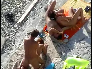Sexy bionda, sorella ...