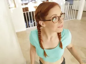 Ragazza dai capelli  ...