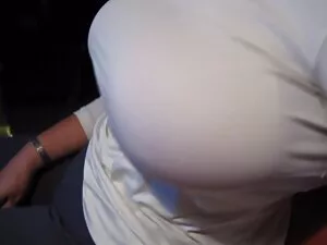 Bei capelli castani, ...
